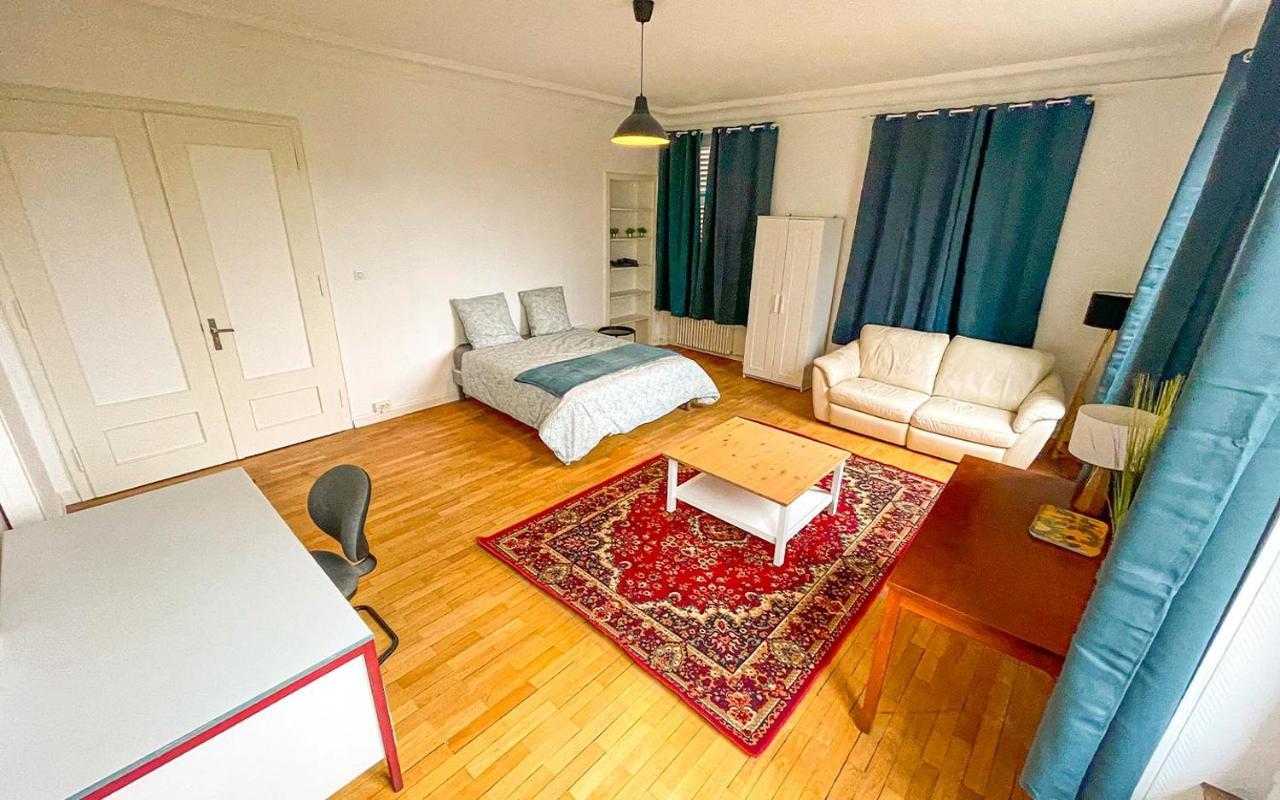 Privees -private Room- Dans Un Spacieux - 100m2 Centre Proche Gare *