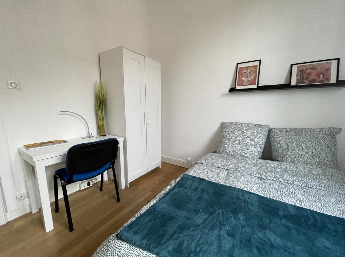 Privees -private Room- Dans Un Spacieux - 100m2 Centre Proche Gare *