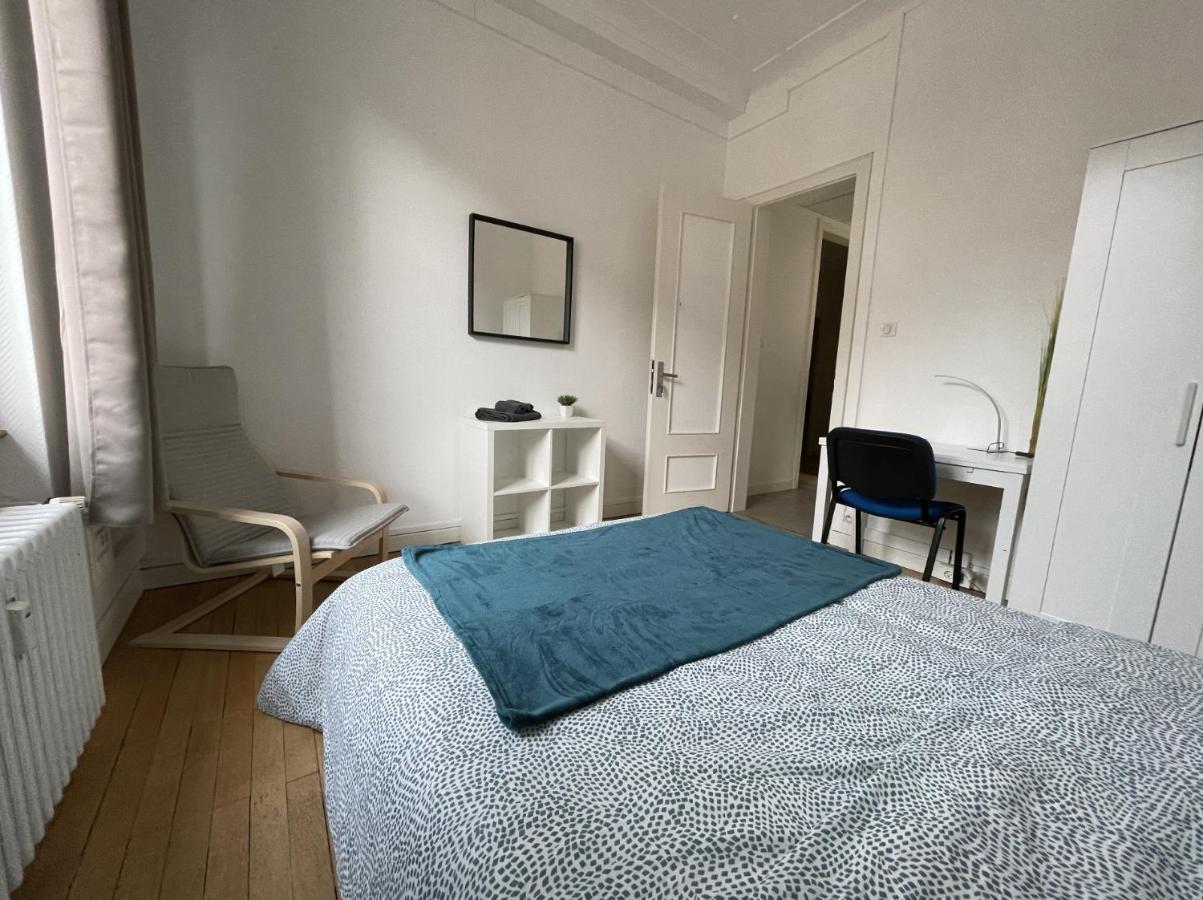 Privees -private Room- Dans Un Spacieux - 100m2 Centre Proche Gare Homestay